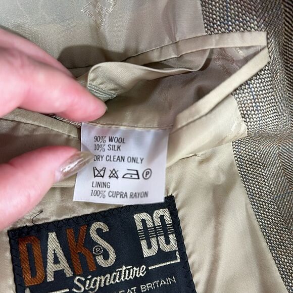 Daks Signature Wool Silk Blend Three Button Closure Blazer Size L - Picture 13 of 14